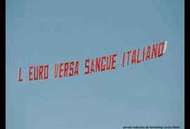 STRISCIONE