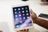 https://tctechcrunch2011.files.wordpress.com/2014/10/ipad-air-2-6.jpg?w=738